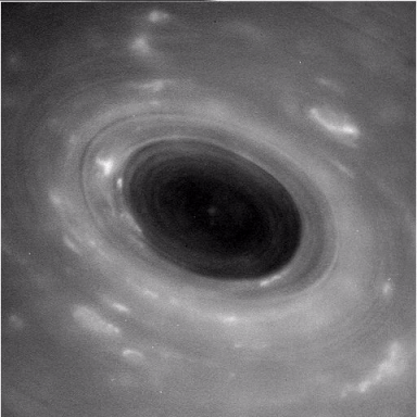 Imágenes únicas: Cassini graba en video las tormentas gigantes de la superficie de Saturno Giphy-downsized-large