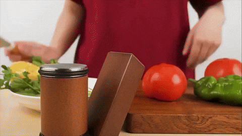 Rolling Sharpener in action