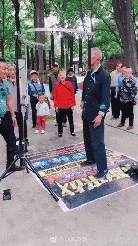 The reflex of grandpa is long gone in funny gifs