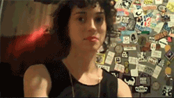 St Vincent GIFs - Find & Share on GIPHY