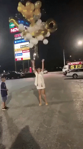 Helium balloon cause blackout in wow gifs