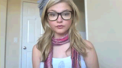 Stefanie Scott GIFs - Get the best GIF on GIPHY