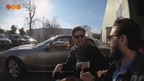 https://media.giphy.com/media/iIpbWMdV4bK8zTcvpf/giphy.gif
