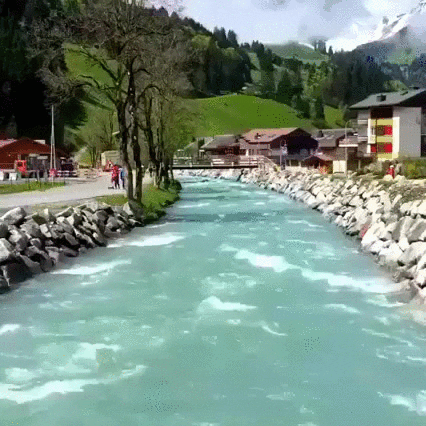 Um pequeno vilarejo na Suíça - Oh lala, Dani!