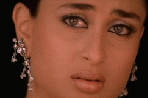 kareena kapoor GIF