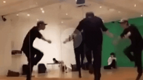 Most synchronised dance ever GIFs