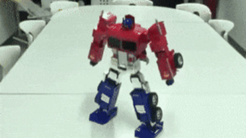 This Transformer toy