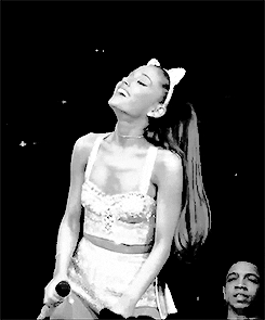 Ariana Grande Hot GIFs - Get the best GIF on GIPHY