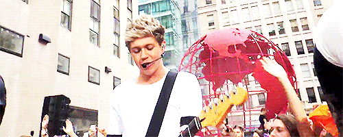 niall horan smile gif find on giphy niall horan smile gif find on giphy