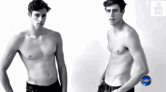  외국 남자모델들 백스테이지 모습.gif | 인스티즈