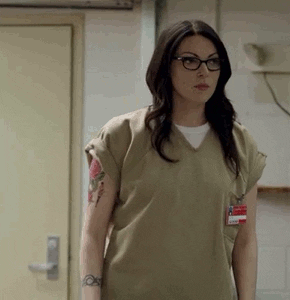 piper chapman gif find amp share on giphy piper chapman gif find amp share on giphy