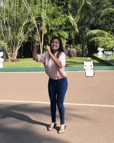 giphy.gif