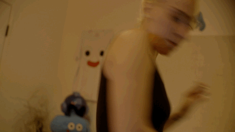 giphy.gif