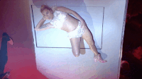 200w.gif