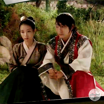 Image result for gifs of lee joon ji from scarlet heart ryeo