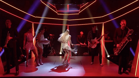 giphy.gif