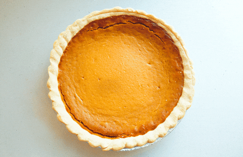 love Thanksgiving pie