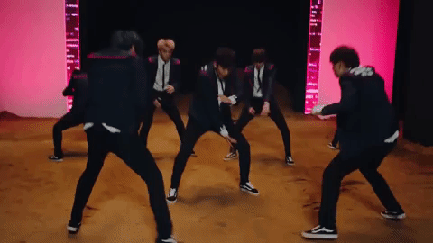 K-Pop Easy Love GIF - Find & Share on GIPHY