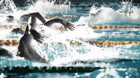 Movimentos repetitivos da natação podem ocasionar lesões