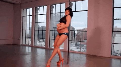 пол дэнс на последнем триместре, танец на пилоне на последнем триместре, пол дэнс беременной женщины, Джилл Маклин, Jill McLean