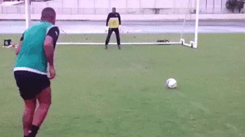 A new trick to take a penalty