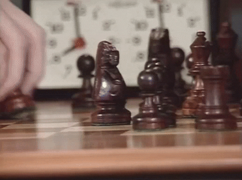 Celular no banheiro e RG falso: veja casos de trapaças históricas no xadrez