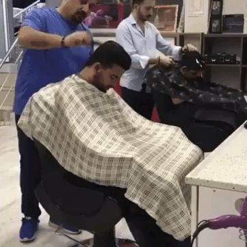 Barber Scream Prank in funny gifs