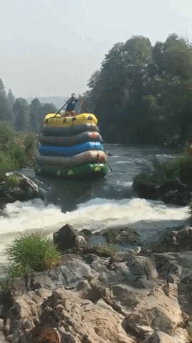 White Water Rafting GIFs - Find & Share on GIPHY