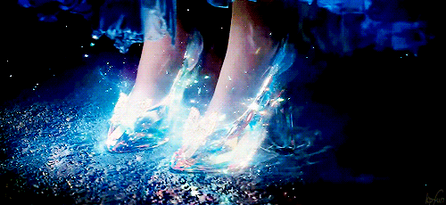 Según estudios, Cenicienta nunca podría haber bailado con sus zapatos de  cristal | Upsocl