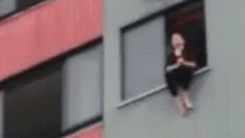 Ouch! Funny Gif