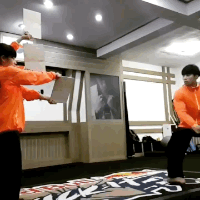 giphy.gif