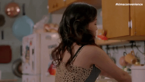 A gif for swapping salt and sugar for a prank