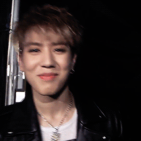 Kim Yugyeom GIFs - Find & Share on GIPHY