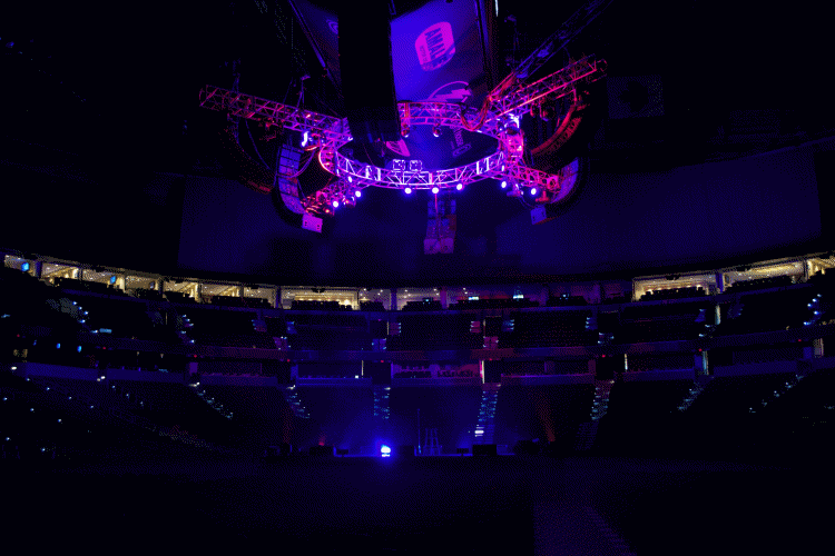 Lighting GIF Find & Share on GIPHY