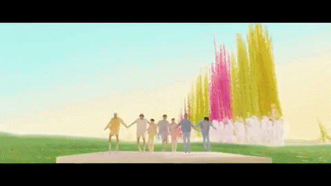 Những bộ trang phục màu kẹo ngọt khiến các chàng trai BTS thêm ngọt ngào. (Ảnh: Internet)