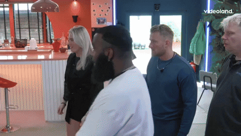 giphy.gif