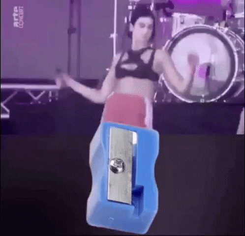giphy.gif