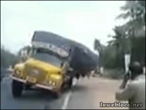 Truck Omg GIF - Find & Share on GIPHY