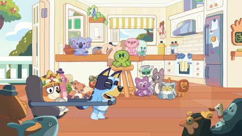 bluey queens figures