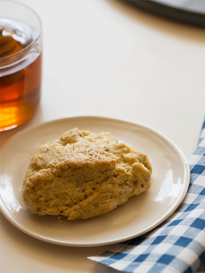 Pepper GIF Find & Share on GIPHY