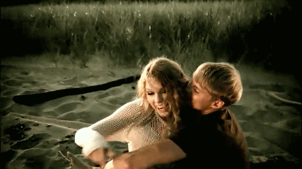 3 estratégias para terminar sua redação assim como Taylor Swift termina com seus namorados