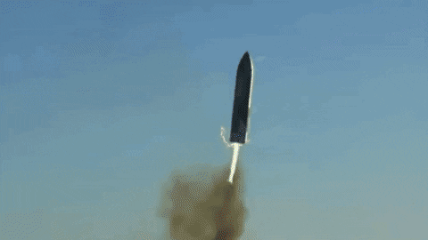 giphy - Teste da Nave SpaceX tem explosão mas lançamento e descida bem sucedido