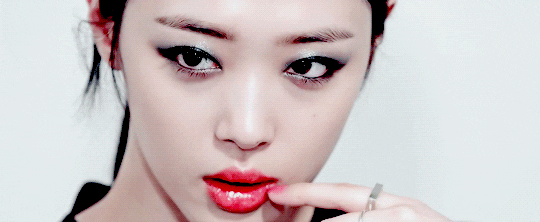 choi jinri gif find share on giphy choi jinri gif find share on giphy