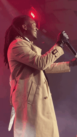Cochise on stage Gif
