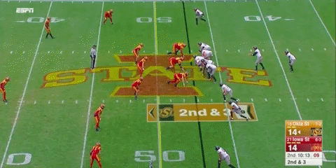 Justice Hill Runs Through Iowa State GIF - Find & Share on GIPHY