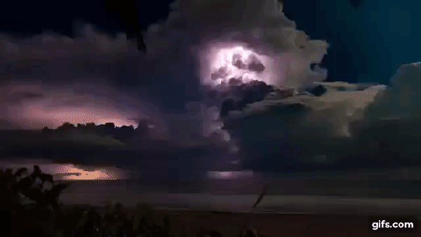 Thunder Thunderstorm GIF - Find & Share on GIPHY