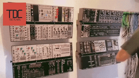 GIF of TDC Tunes unpatching the modular