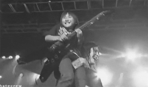 ozzy osbourne morcego gif