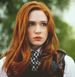 Amy Pond GIF - Find & Share on GIPHY