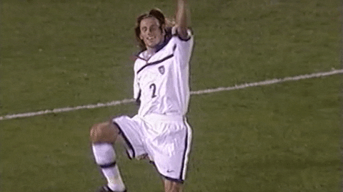 Animação de jogador de futebol fazendo dancinha de comemoração depois de ter feito gol.